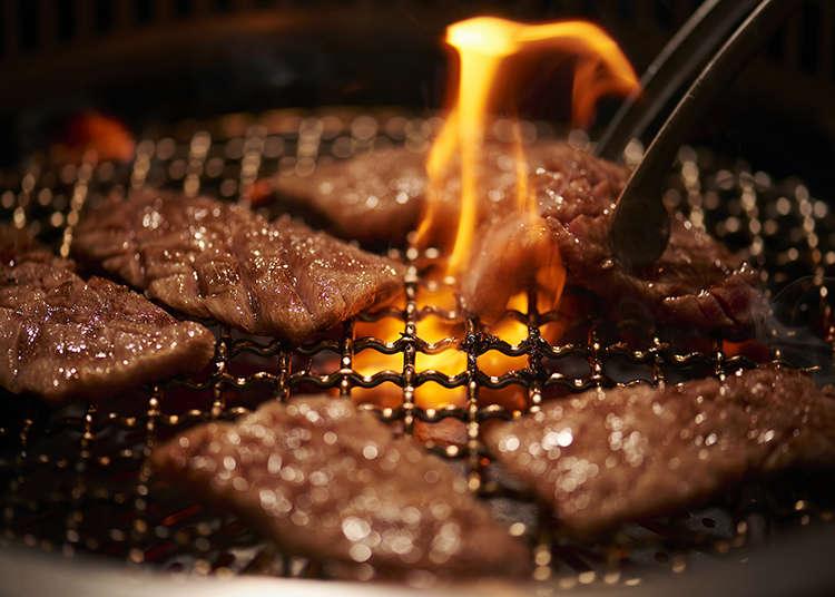 家で飛騨牛を焼いている様子