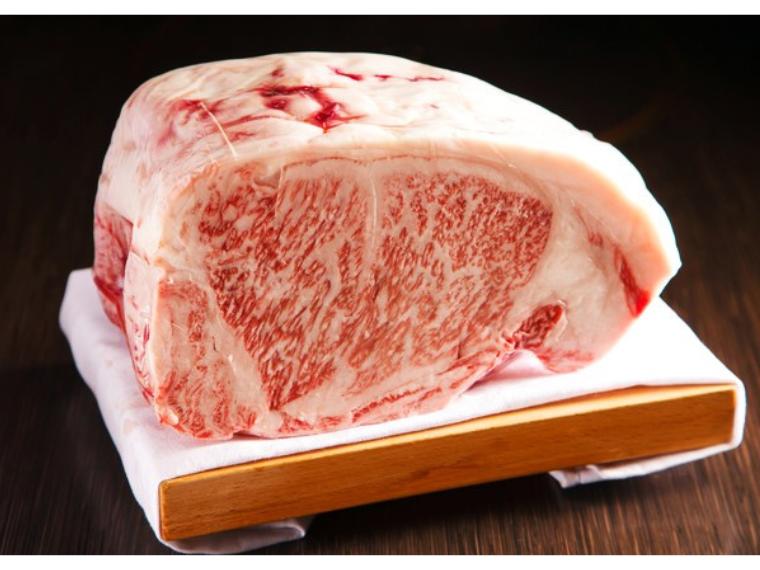 和牛天絹のA5飛騨牛の塊肉